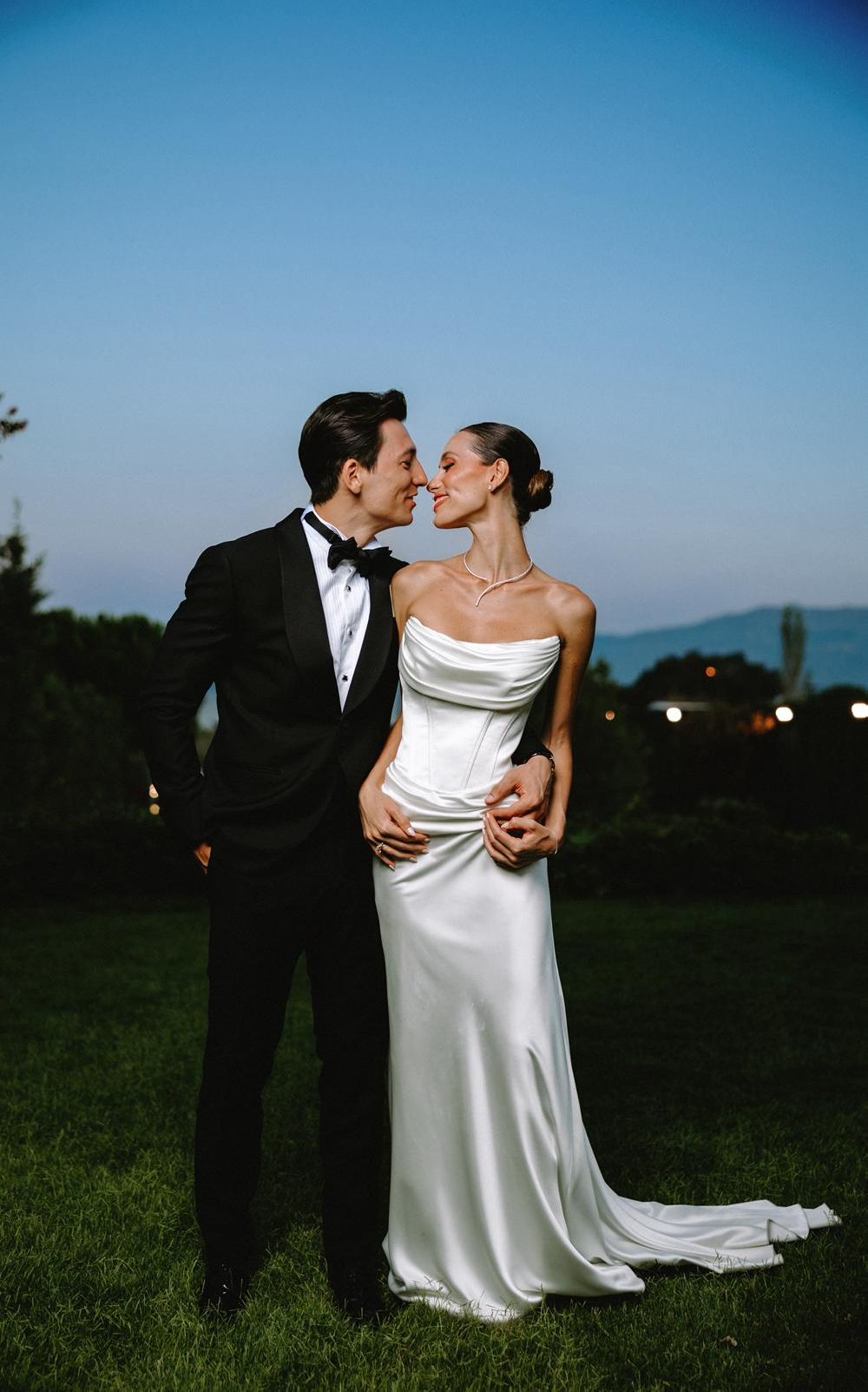 Sadettin Saran’ın kızı Lal Saran, Tolga İrdem ile Assos’ta evlendi