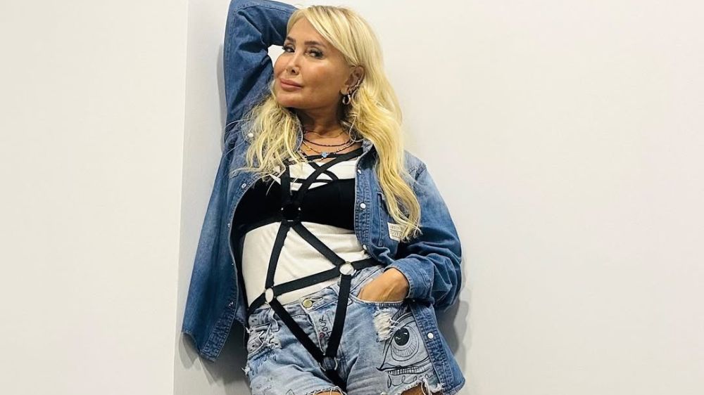 Yonca Evcimik'tek flaş açıklamalar! Ahlaksız teklifler aldım