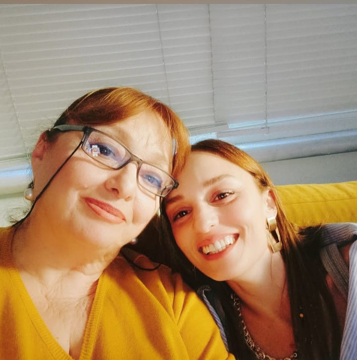 Annesi Meltem Vural'ı kaybeden Nilperi Şahinkaya, annesinin çantasından çıkan notu paylaştı