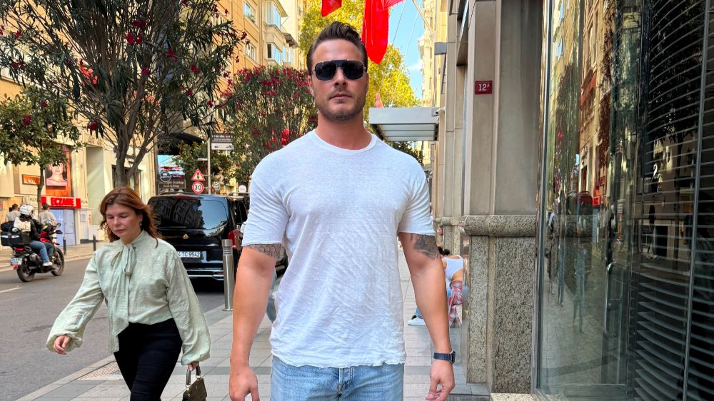 Burak Çelik oğluna verdiği Kaan Aslan ismini Hudutsuz Sevda dizisindeki rolünden mi etkilendi?