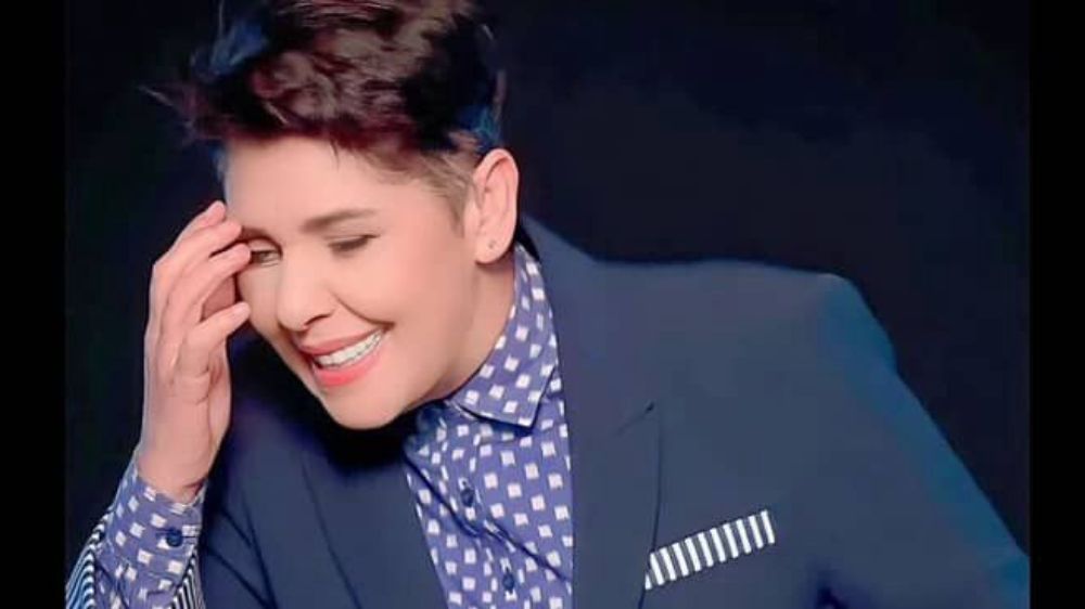 Cansever müzik piyasasını topa tuttu: Sesi olmayanları zengin ettiniz