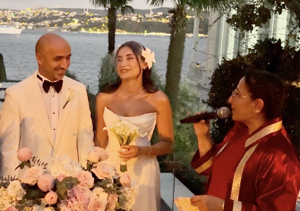 Ecevit Yılan dünyaevine girdi