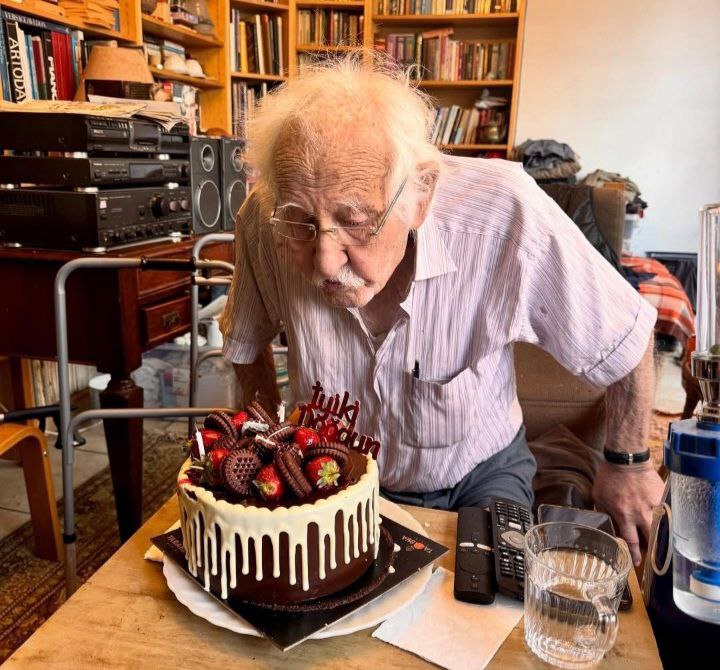 Arif Erkin Güzelbeyoğlu hayatını kaybetti