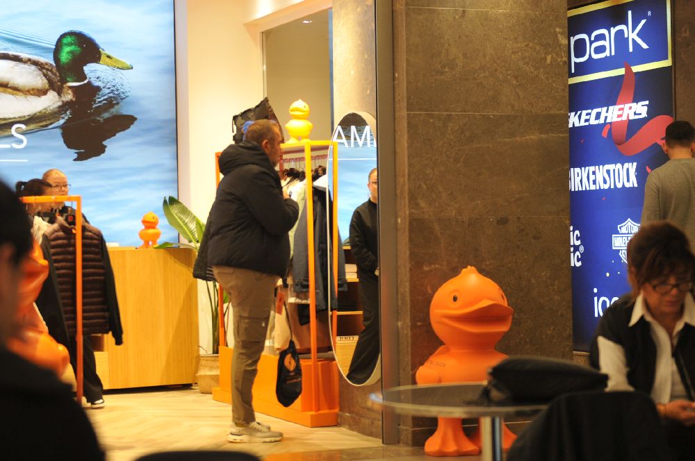 Ata Demirer'den kışlık alışveriş