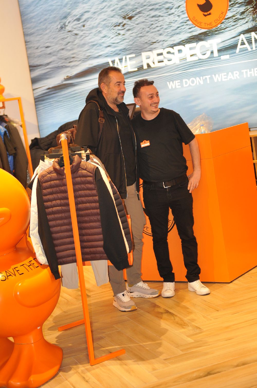 Ata Demirer'den kışlık alışveriş