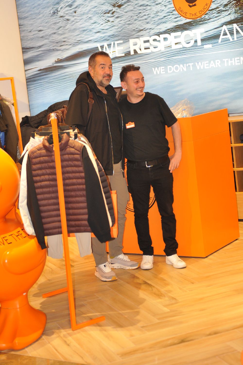 Ata Demirer'den kışlık alışveriş