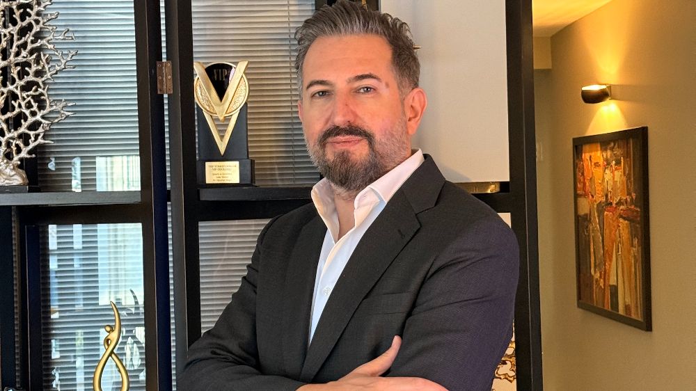  Çene hattında yeni trend – Jawline dolgusu