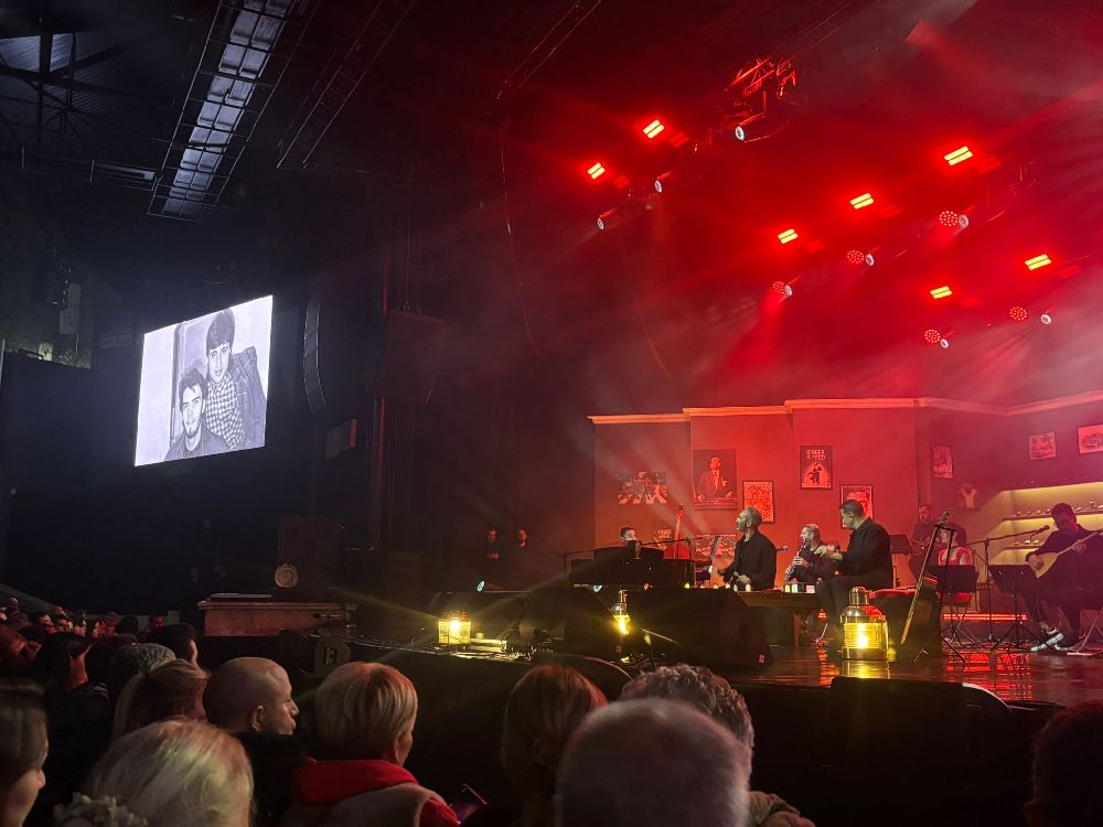 Ercan Saatçi'nin sözleri Demet Akbağ'ı şok etti!