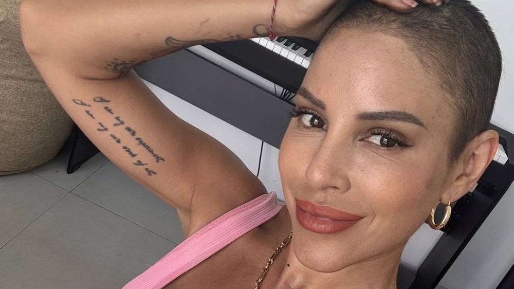 Irmak Ünal meme kanseriyle mücadele ettiğini açıkladı