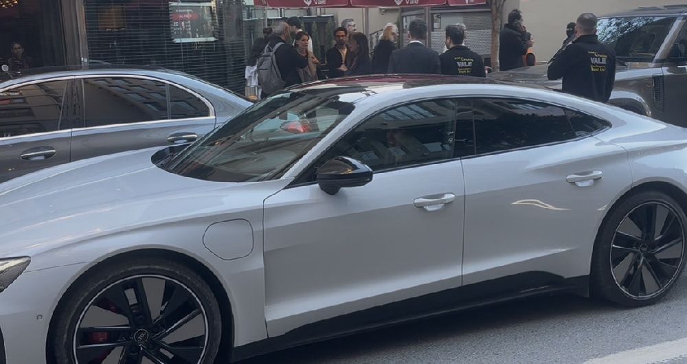 Mehmet Ali Erbil'den Gülseren Ceylan'a milyonluk düğün hediyesi