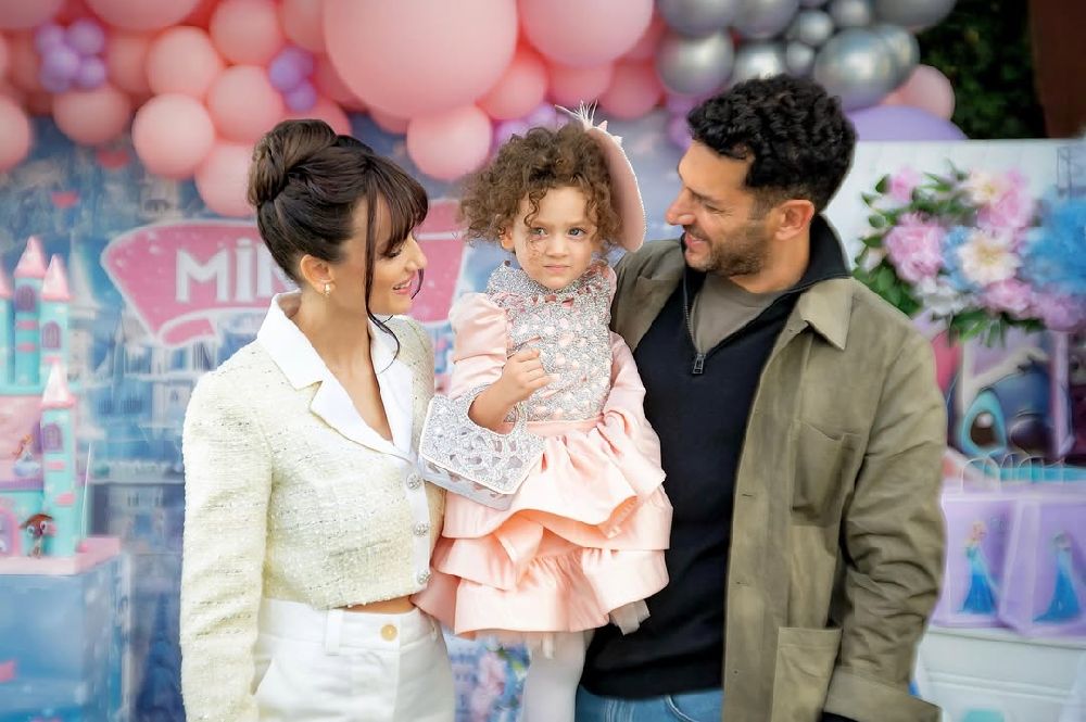 Murat Yıldırım ile Iman Elbani kızları Miray'ın doğum gününü kutladı