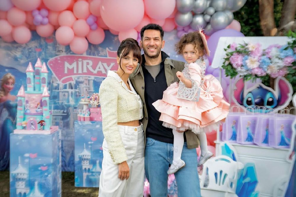 Murat Yıldırım ile Iman Elbani kızları Miray'ın doğum gününü kutladı