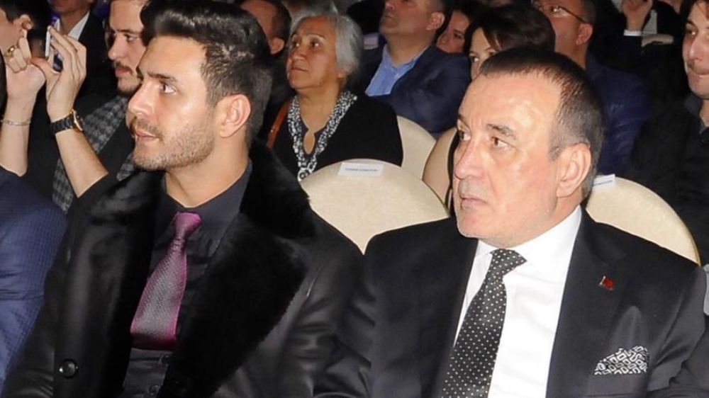 Öncü Sönmez, babasının ölüm yıl dönümünde 10 bin aileye erzak dağıttı