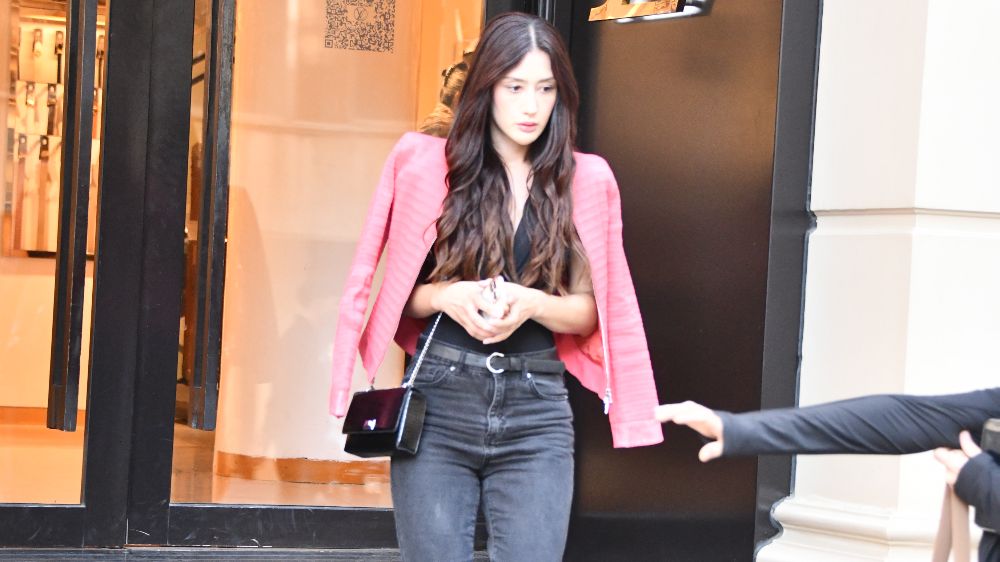 Sadettin Saran ile aşk yaşayan oyuncu Nafia Tanrıverdi, sorulara sessiz kaldı!