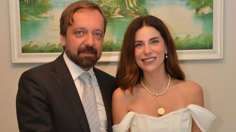 Bir sene önce iş insanı Hakkı Ağaoğlu ile evlenen oyuncu Yeşim Dalgıçer'den kıskançlık açıklaması!