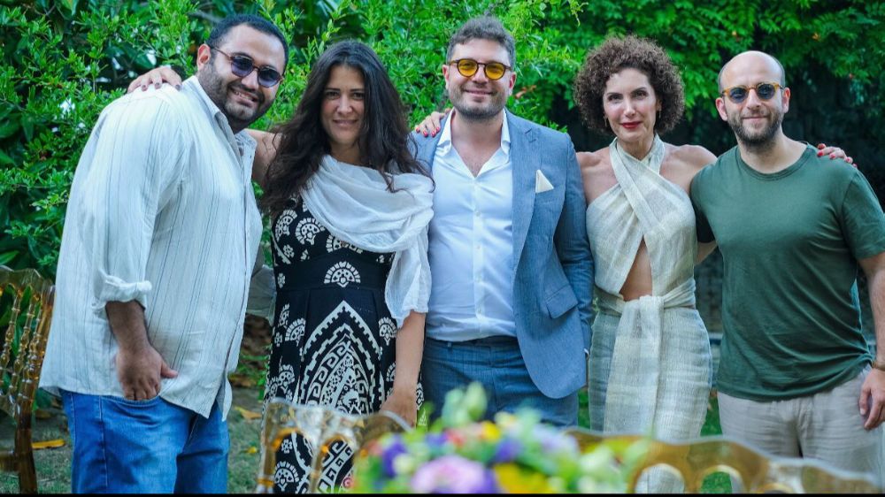 Daha açılmadan merak uyandırdı