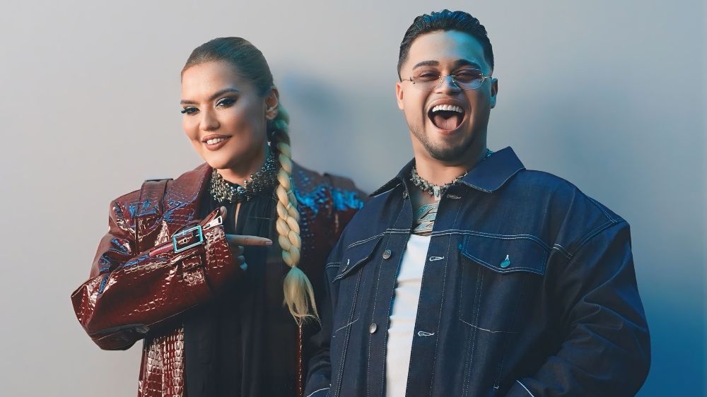 Demet Akalın ile Lvbel C5'ten yıla damga vuracak sürpriz!