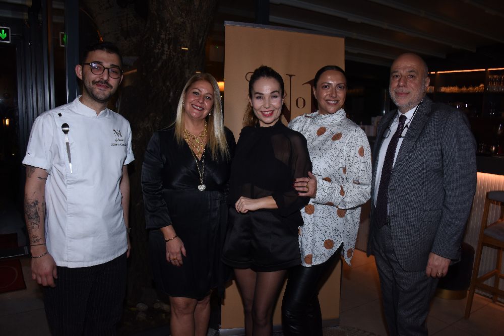 Esra Ronabar ile Sofrada Hikâye Var etkinliğinde sanat ve lezzet buluştu