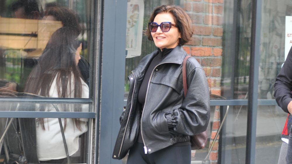 Göksel'den Teoman'a 'Kutsallık' göndermesi