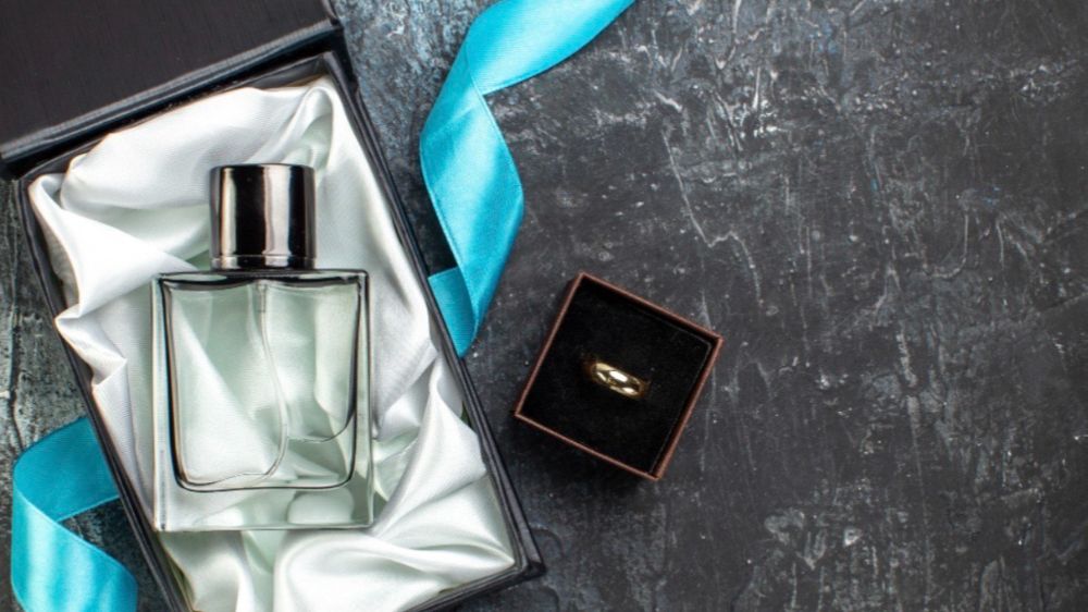 Parfüm Seçiminde Zarafet ve Karizma: Versace ile Fark Yaratın