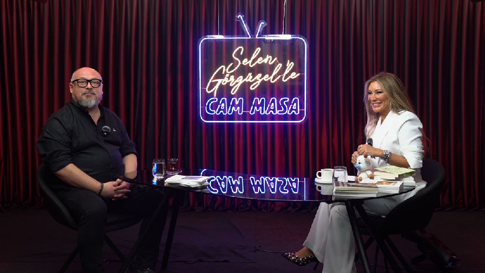 Selen Görgüzel ile Cam Masa