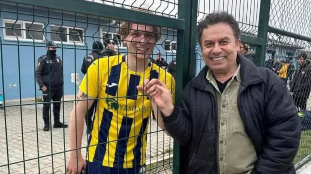 Ünlü şarkıcı İrem Derici'nin kardeşi Rüzgar Derici bahis soruşturması nedeniyle bir yıl futboldan men edildi