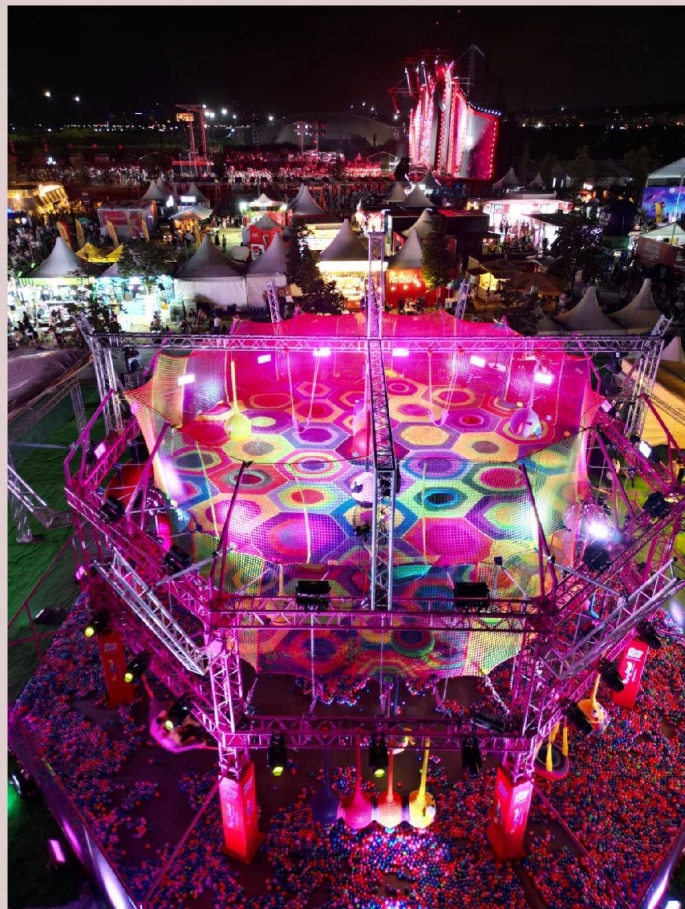 Yeni yıla büyülü bir atmosfer ile merhaba!