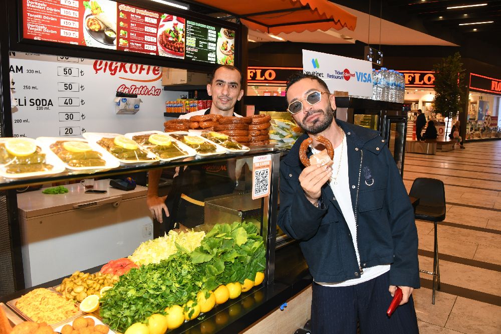 Aşkım Kapışmak'tan dizi aşklarına gönderme