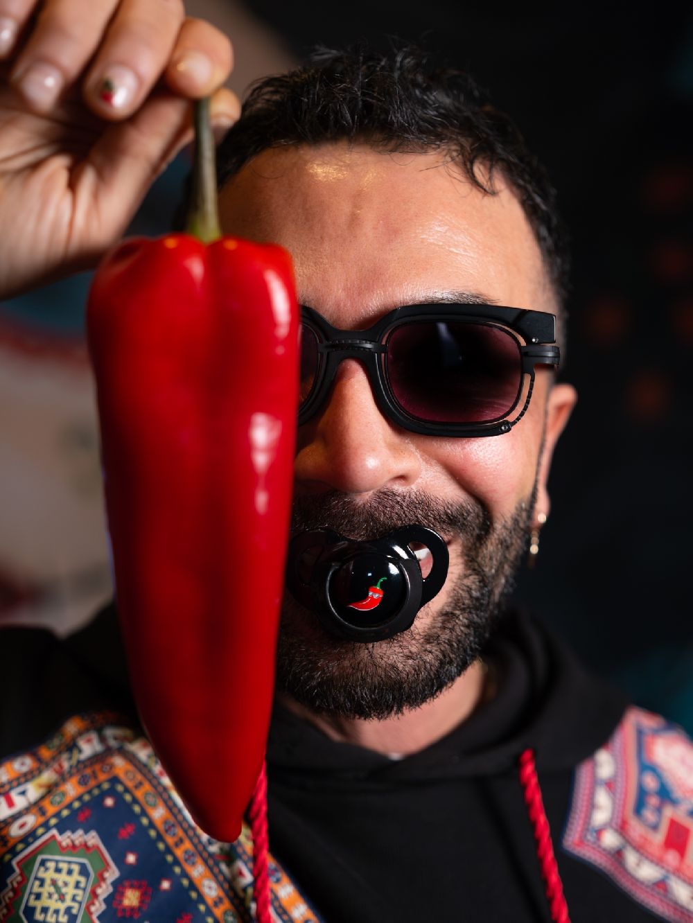 Aşkım Kapışmak yetişkin emziğini satışa çıkarıyor!