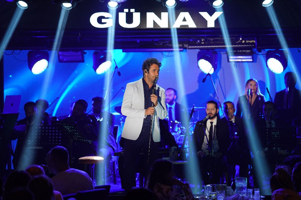 Mahsun Kırmızıgül’den fırtına gibi şov