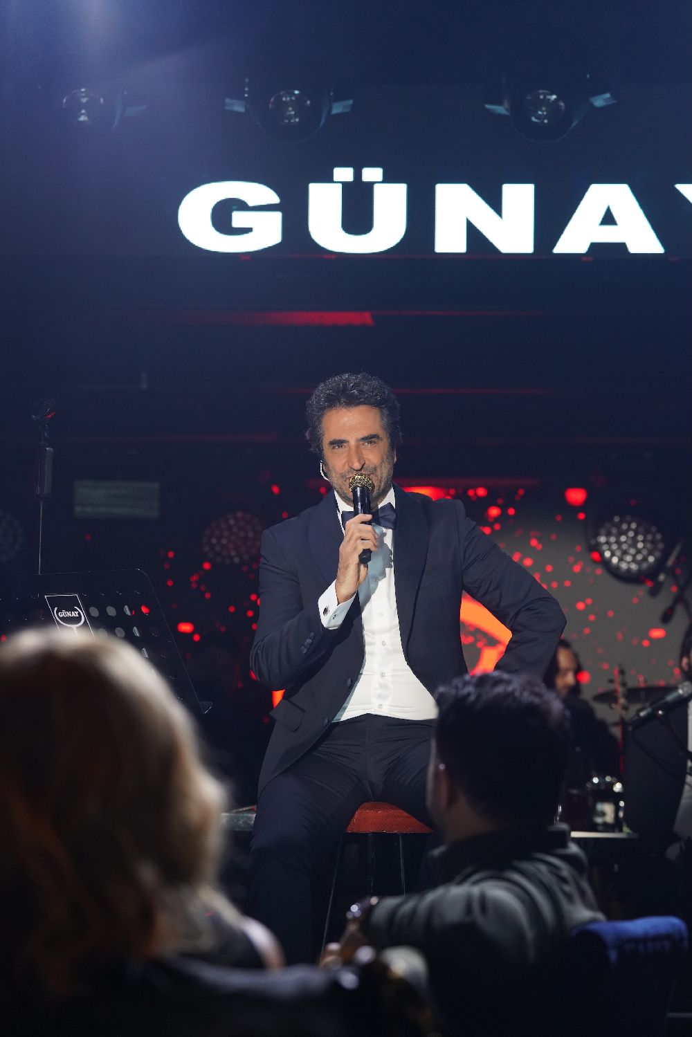 Mahsun Kırmızıgül İstanbul’u coşturdu   