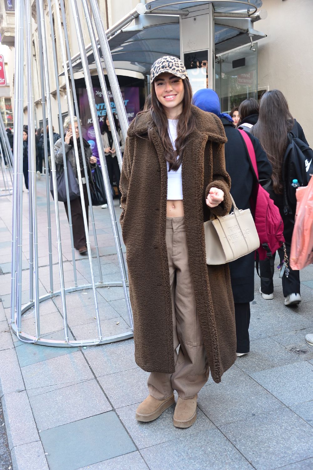 Selin Soydan dizi için at binme eğitimi aldı