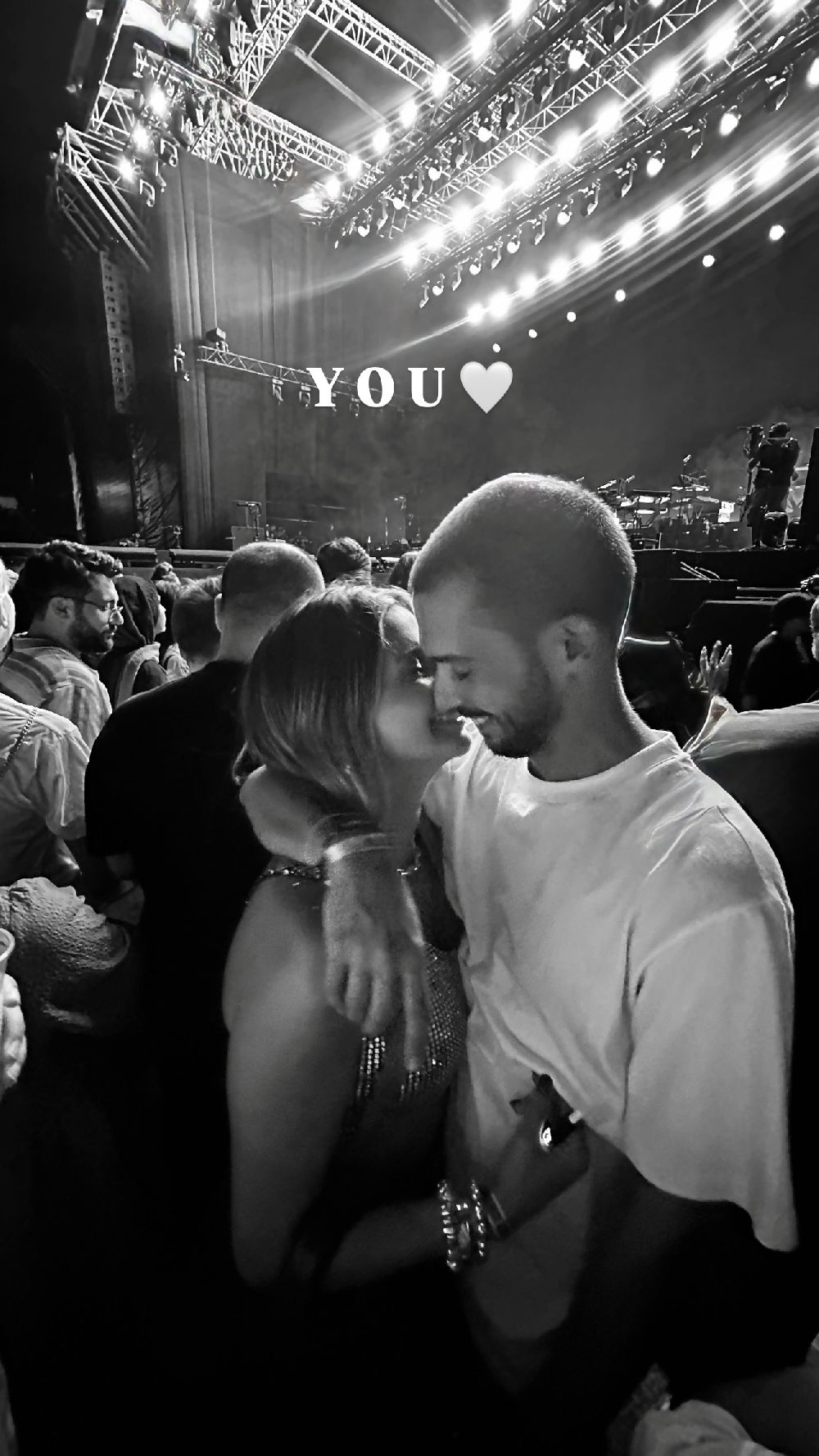 Ünlü isim Buse Terim aşkını ilan etti