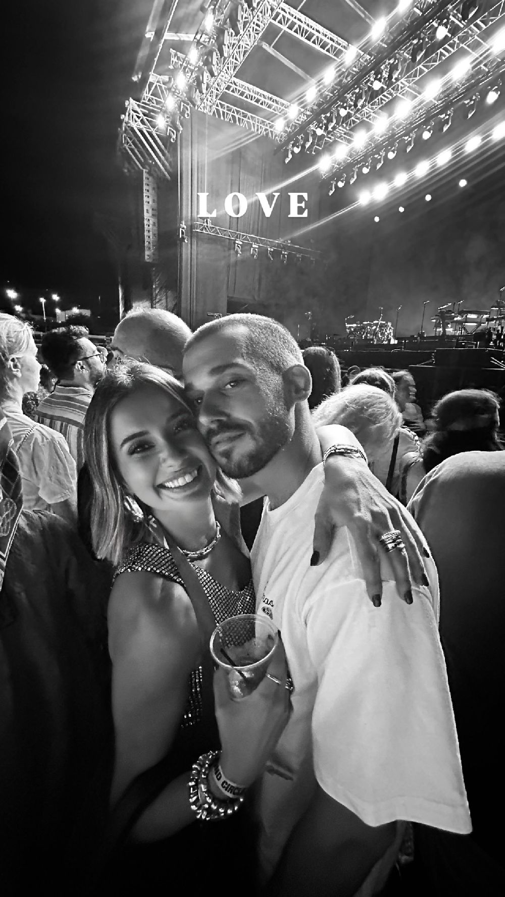 Ünlü isim Buse Terim aşkını ilan etti