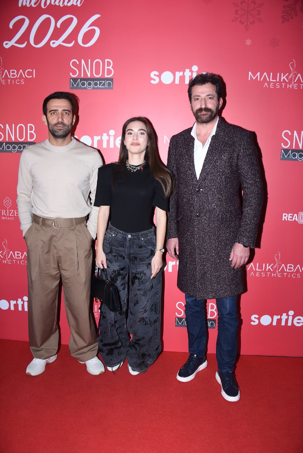 Ünlü isimler Snob Magazin'in yeni yıl partisine akın etti