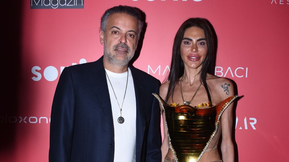 Ünlü isimler Snob Magazin'in yeni yıl partisine akın etti