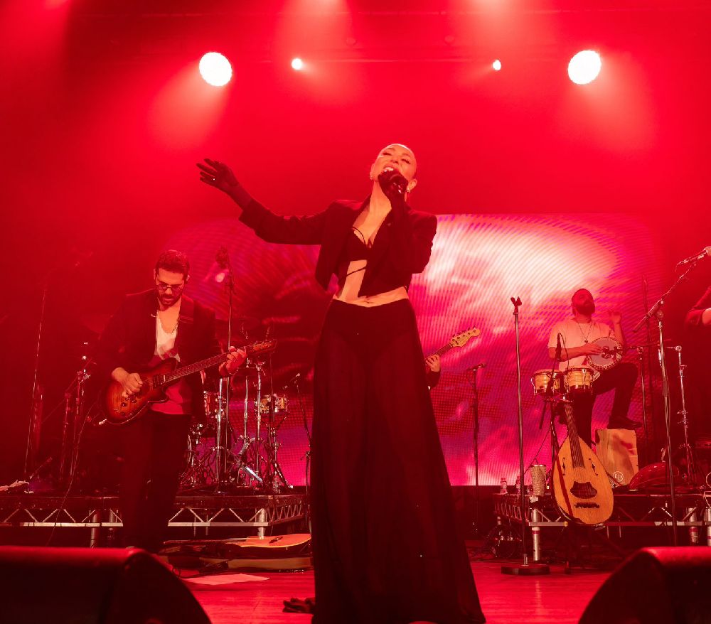 Ziynet Sali’den Londra’da 25'inci yıla görkemli final