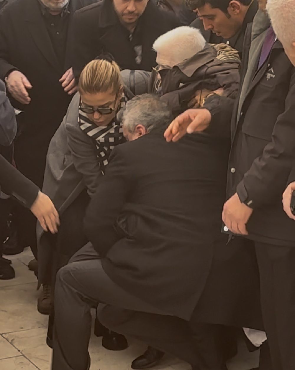 İzzet Günay; Haldun Dormen'in cenazesinde bayıldı