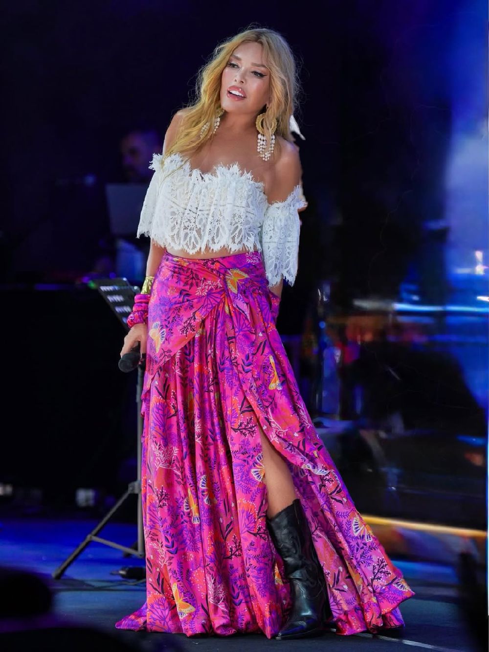 Megastar Tarkan ile Süperstar Ajda Pekkan aynı sahnede buluşuyor!