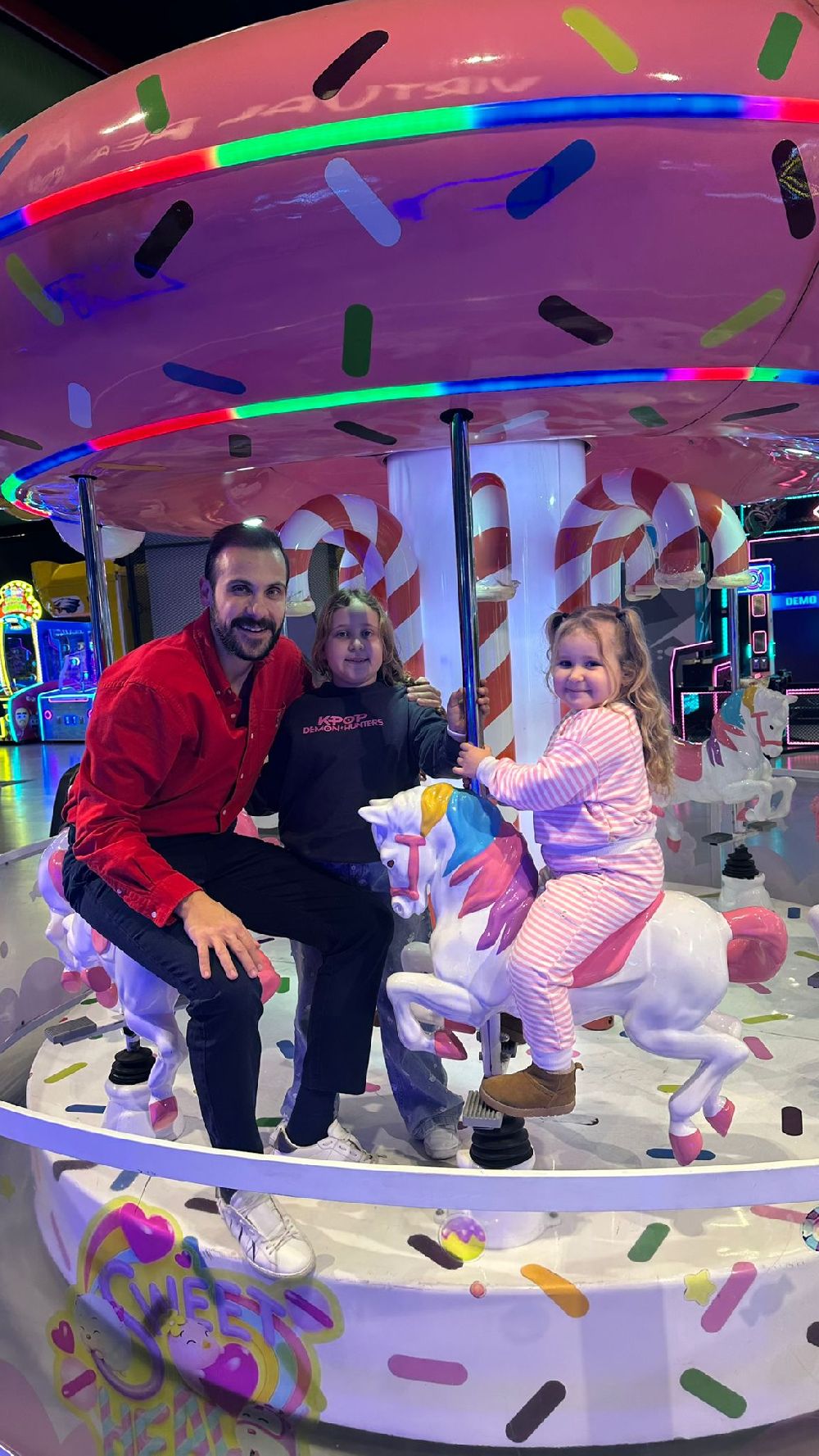 Ümit Erdim çocuklarıyla çocuk oldu