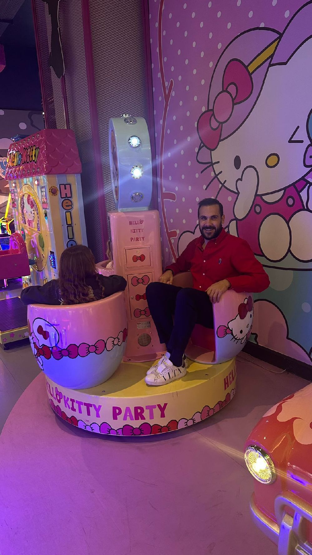 Ümit Erdim çocuklarıyla çocuk oldu