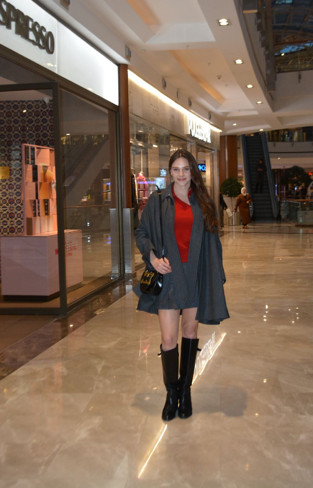 Alina Boz'un AVM tarzı   
