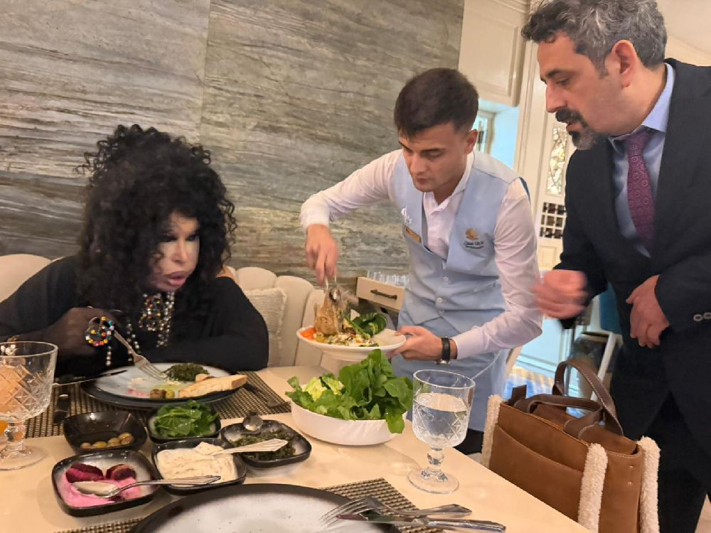 Bülent Ersoy'un Girne çıkarması