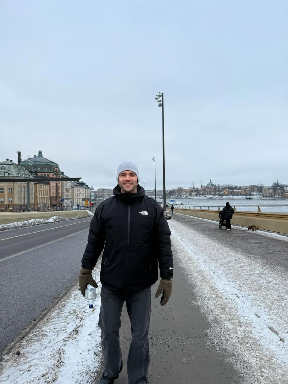 Caner Topçu eksi 20 derecede Norveç'te buzlu suya girdi