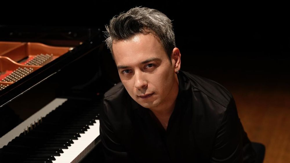 Dengin Ceyhan’dan 8 Mart’a özel anlamlı turne