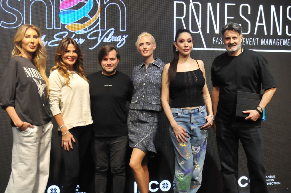 İstanbul'daki moda şenliğine büyük ilgi