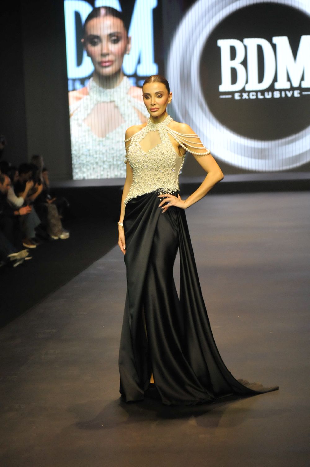 İstanbul'daki moda şenliğine büyük ilgi