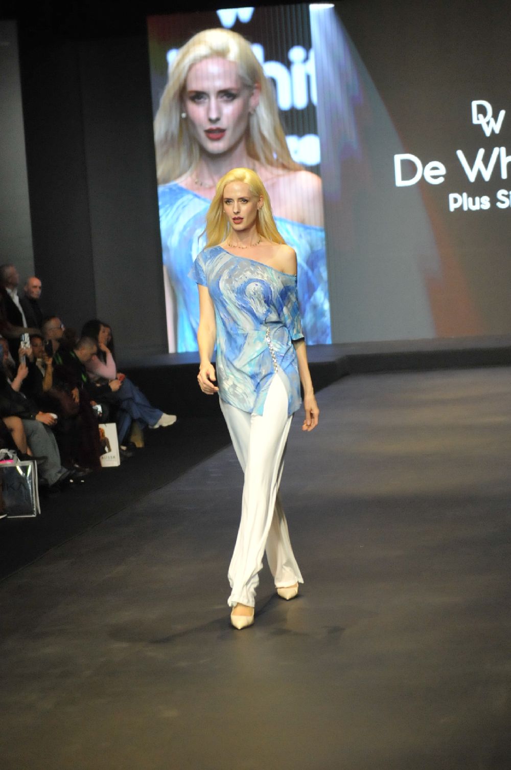 İstanbul'daki moda şenliğine büyük ilgi