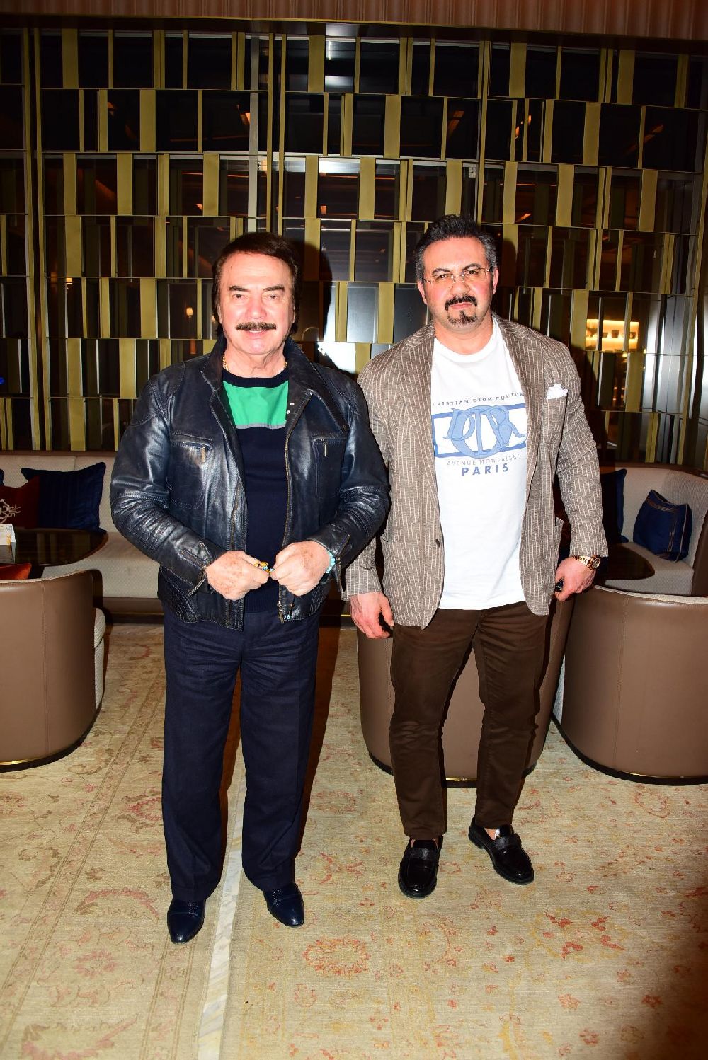 Orhan Gencebay yakın dostlarıyla iftarda buluştu