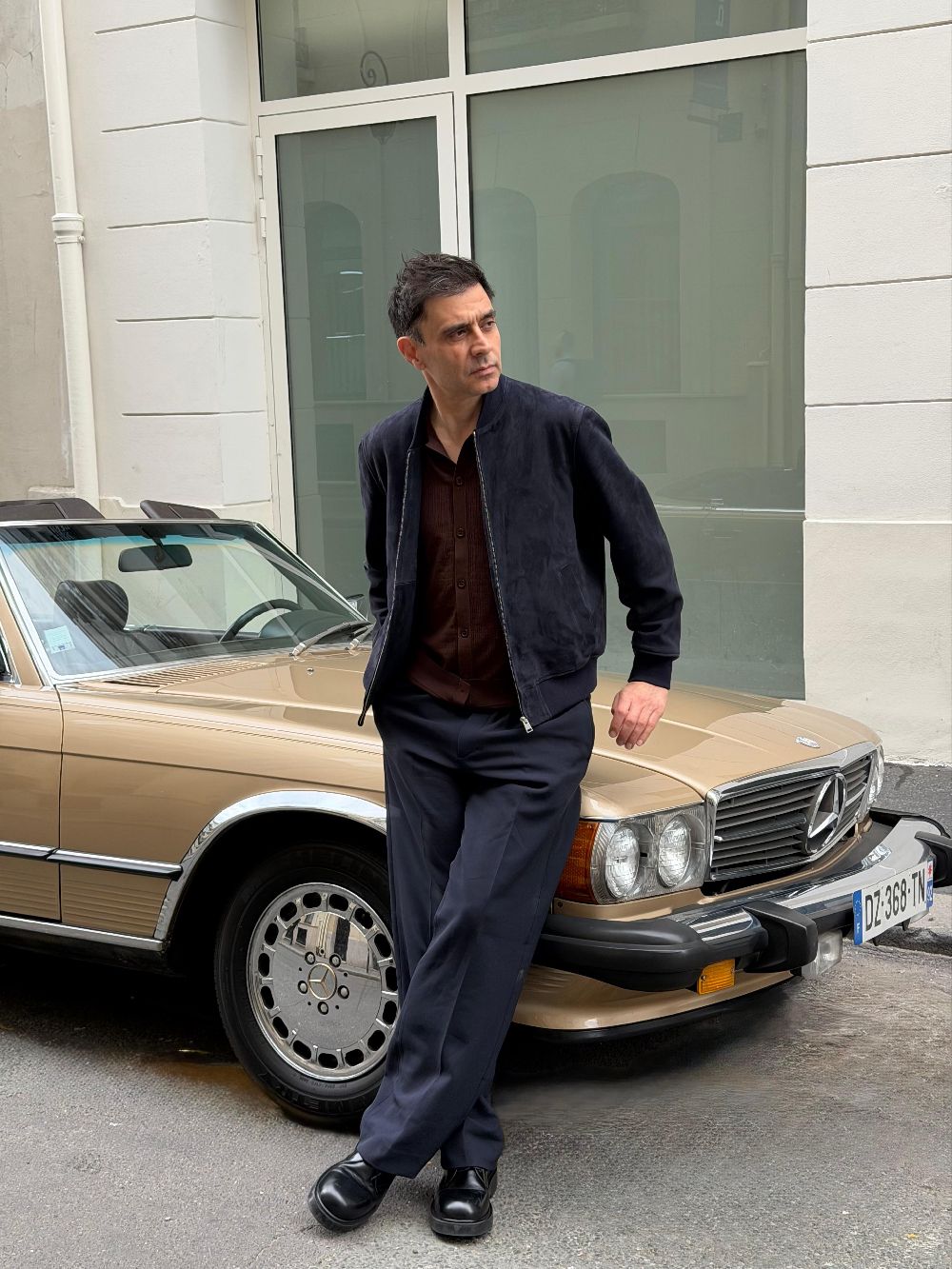 Cansel Elçin’den Paris çıkartması